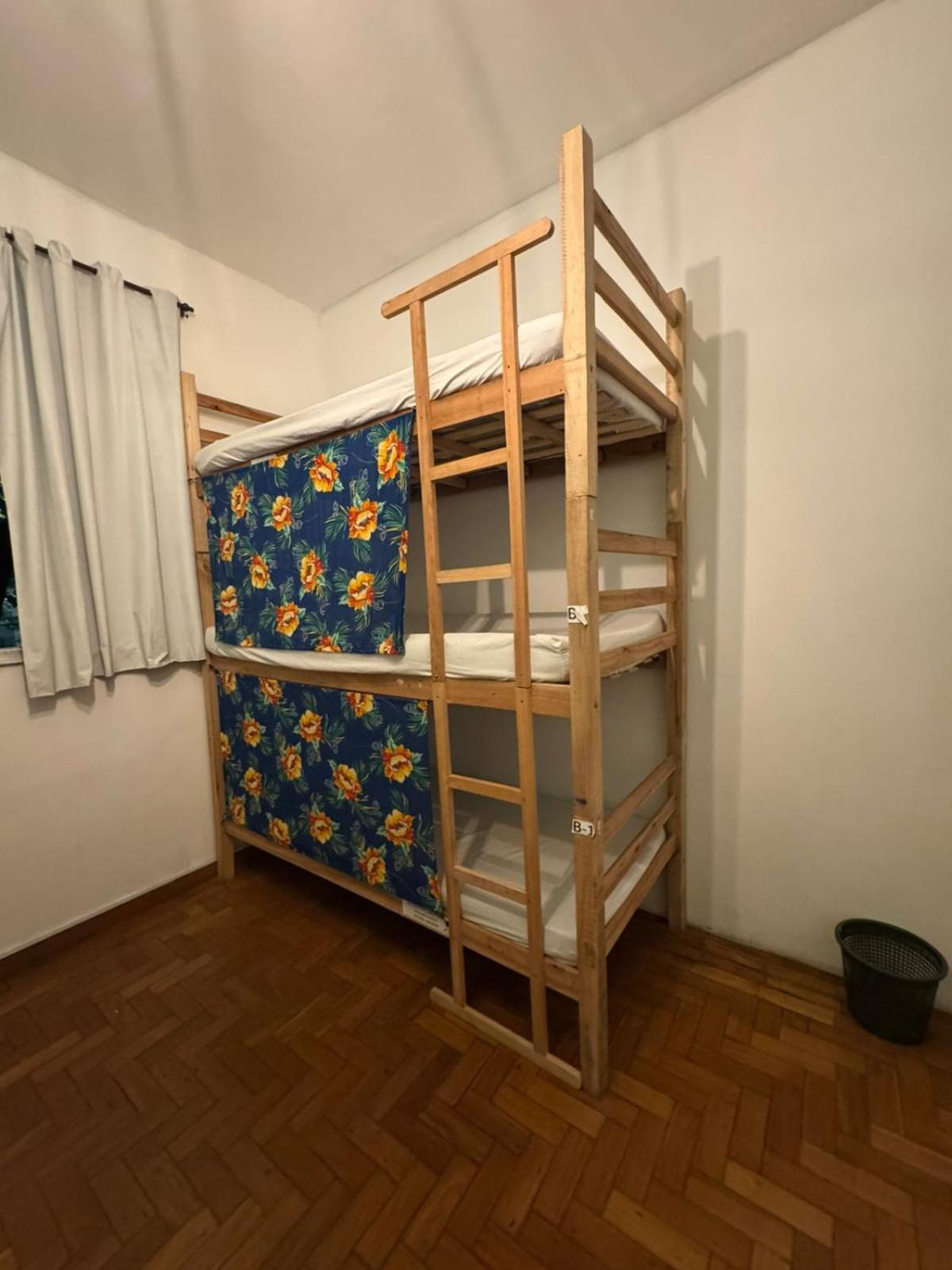 Savassi Hostel เบโลโอรีซอนชี ภายนอก รูปภาพ