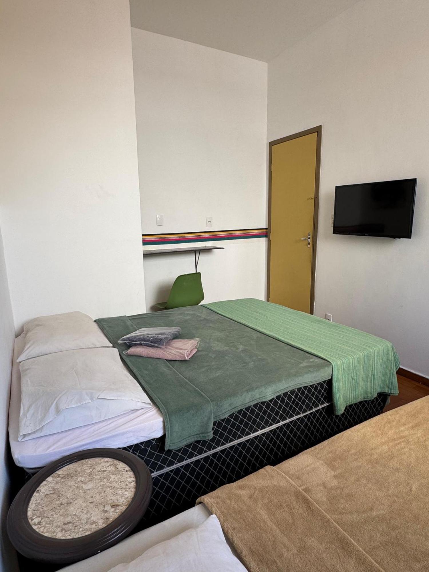Savassi Hostel เบโลโอรีซอนชี ภายนอก รูปภาพ